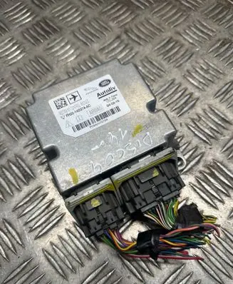 Land Rover Discovery 4 - LR4 Airbag control unit/module FH2214D374AC P034CH70