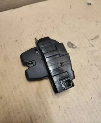 Peugeot 207 Tailgate/trunk/boot lock/catch/latch 9660403980