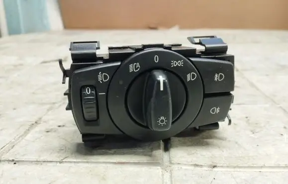 BMW 1 E81 E87 Light switch 6932792 33600101