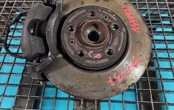 Renault Trafic III (X82) Front wheel hub spindle knuckle IMPRK1551973