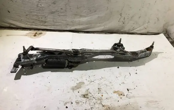 BMW 7 E38 Front wiper linkage 