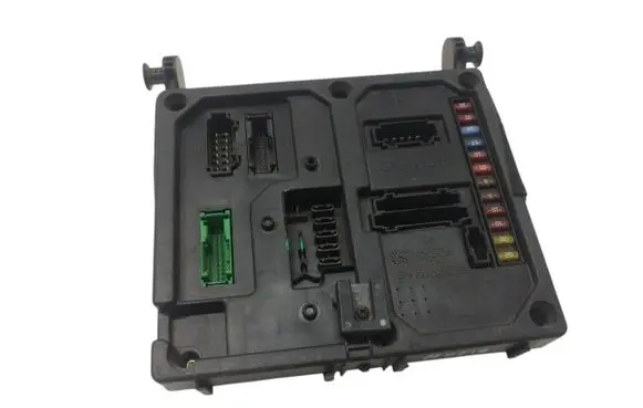 Ford Galaxy Fuse module 7M3962258K YM214B205AC S110730100F