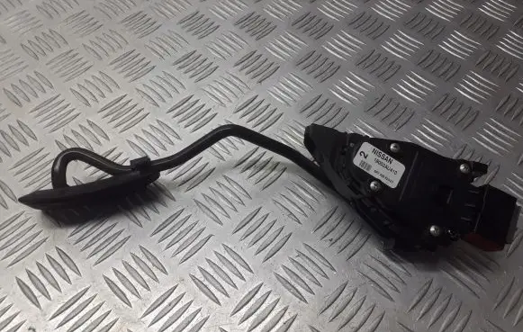 Nissan Almera N16 Accelerator pedal position sensor 18002AU410