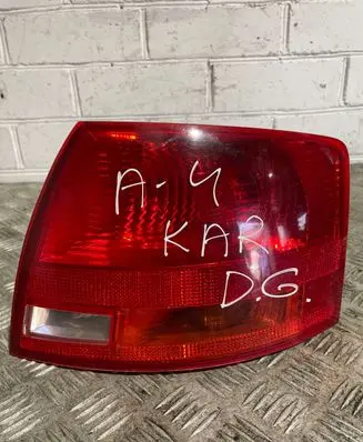 Audi A4 S4 B6 8E 8H Rear/tail lights 8E9945096E 484002 748002
