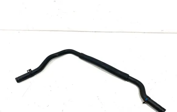 Toyota Avensis T270 Engine coolant pipe/hose