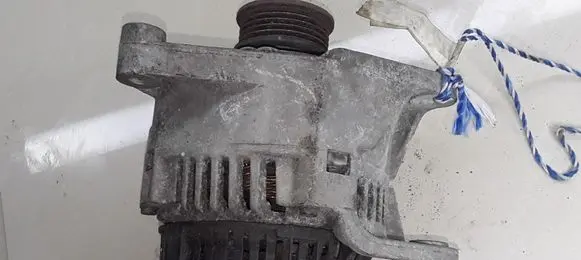Audi A4 S4 B5 8D Generator/alternator 058903016E