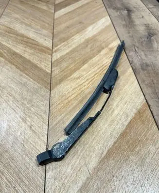 Mercedes-Benz E W211 Rear wiper blade 