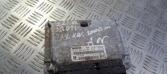 Opel Zafira A Engine control unit/module 0281010268 24417169