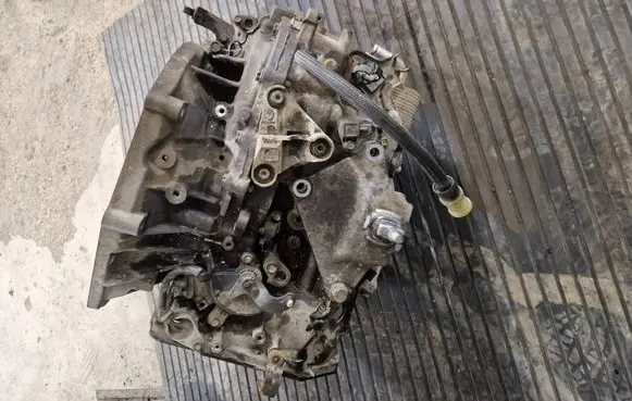 Renault Scenic II - Grand scenic II Automatic gearbox 8200809129 AJ0-012