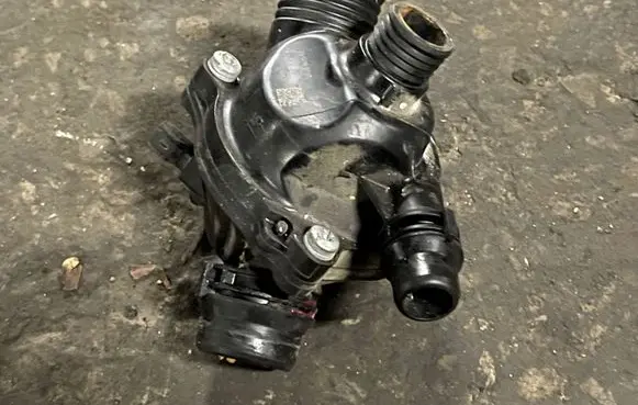 BMW 3 E92 E93 Thermostat Ppagf35