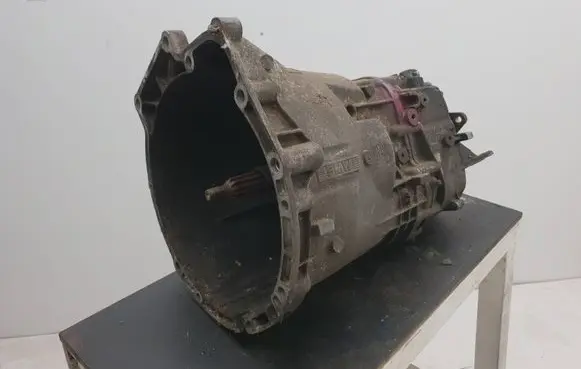BMW 5 E34 Manual 5 speed gearbox 053421303 1053404098 81229407558