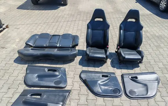 Subaru Impreza II Seat and door cards trim set 