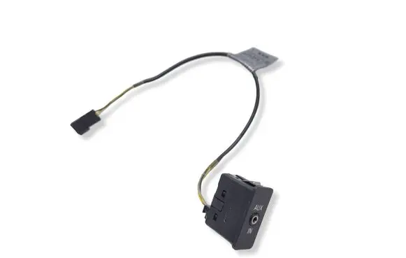 BMW 3 E90 E91 AUX in-socket connector 6940237