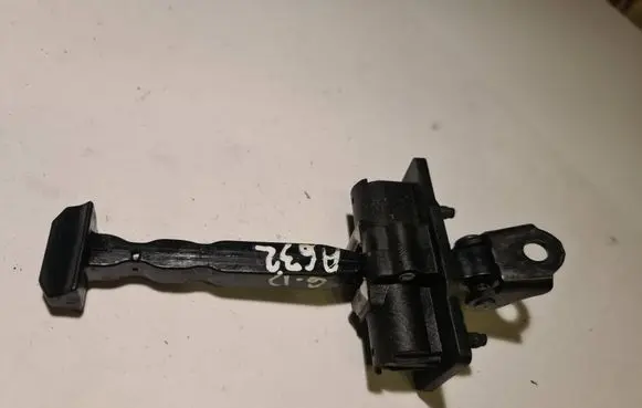 Opel Corsa F Rear door check strap stopper