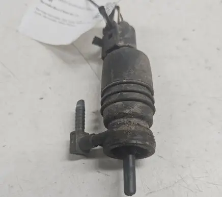 Mercedes-Benz C W203 Windscreen/windshield washer pump