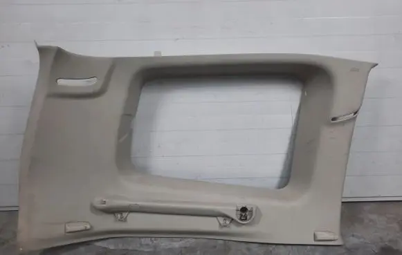 Mitsubishi Pajero (C) pillar trim