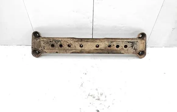 Mitsubishi Pajero Gearbox mount BLK.SKRZ.BIEG.PAJ