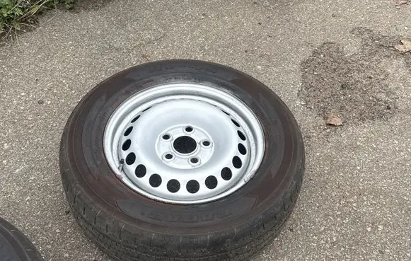 Volkswagen Transporter - Caravelle T5 R16 spare wheel