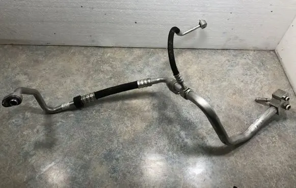 BMW i3 Air conditioning (A/C) pipe/hose 9291270 64539291270