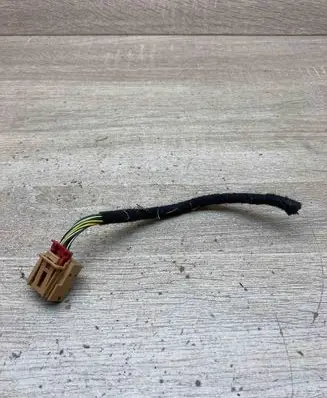 Volkswagen Polo VI Plug wire 1K0972928A