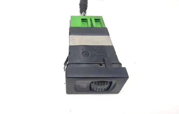 Volkswagen PASSAT B5.5 Seat heating switch 3B0963563C