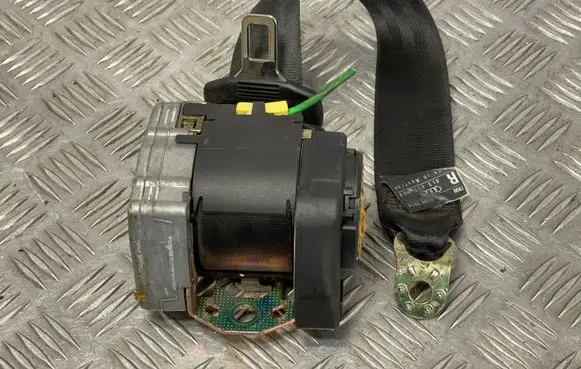 Audi A3 S3 8L Rear seatbelt