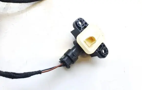 Mercedes-Benz B W246 W242 Airbag deployment crash/impact sensor a1668210351 56054084aa