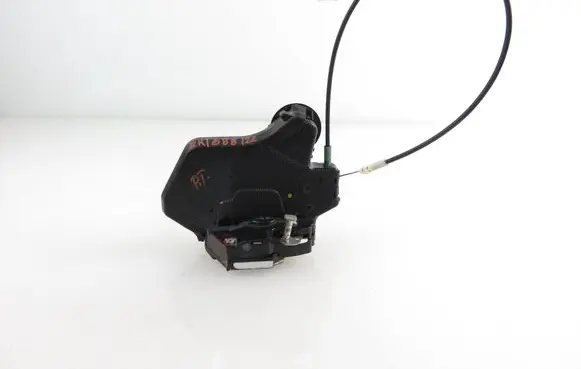 Suzuki Grand Vitara II Rear door lock 