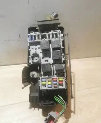 Volvo XC90 Fuse box set 8690698 30728134