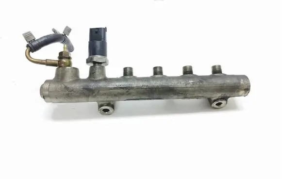 Opel Astra H Fuel main line pipe 0445214049 001656L1