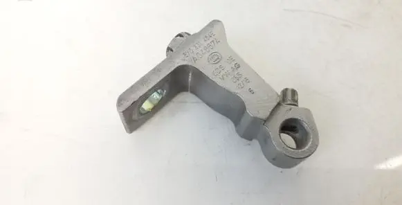 Volkswagen PASSAT B8 Front door upper hinge 8X0831404E A046574
