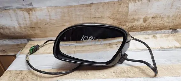 Volkswagen New Beetle Front door electric wing mirror 010665
