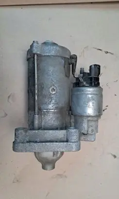 Peugeot 308 Starter motor 9825233080