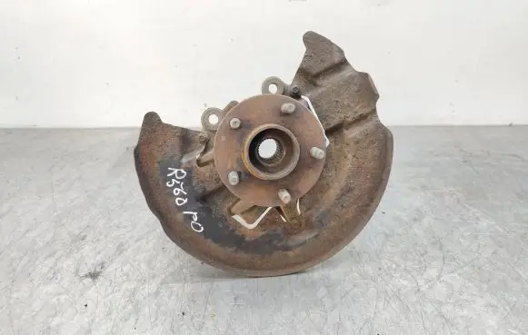 Ford Kuga I Front wheel hub spindle knuckle