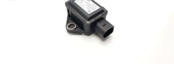 Audi A6 S6 C5 4B ESP acceleration yaw rate sensor 8E0907637A 0265005245