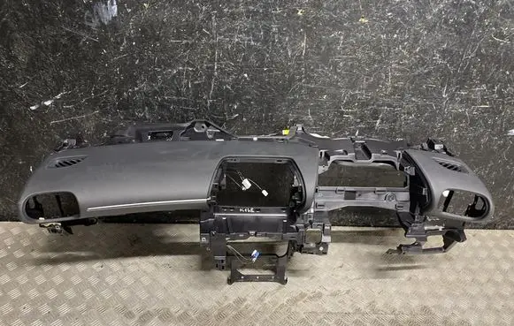 Toyota Yaris XP210 Dashboard 553020D360