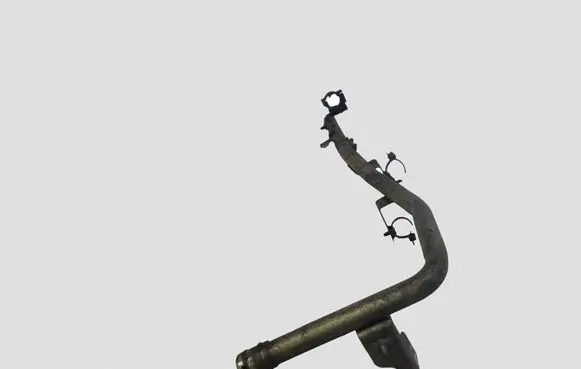 Nissan X-Trail T30 Engine coolant pipe/hose
