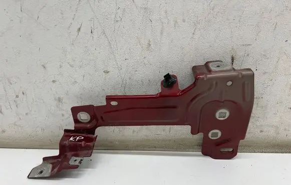 Mercedes-Benz EQE v295 Fender mounting bracket A2958808700