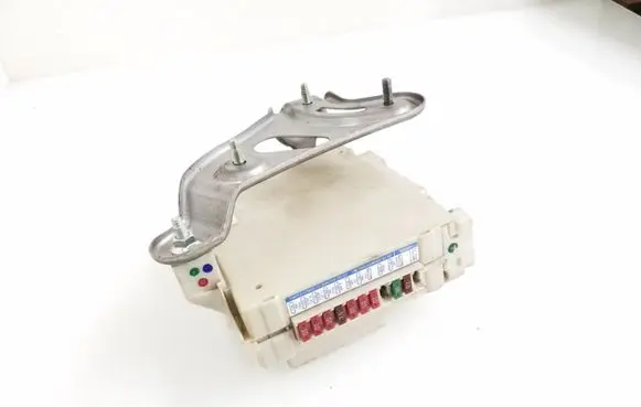 Lexus GS 300 350 430 450H Fuse module 8267030230