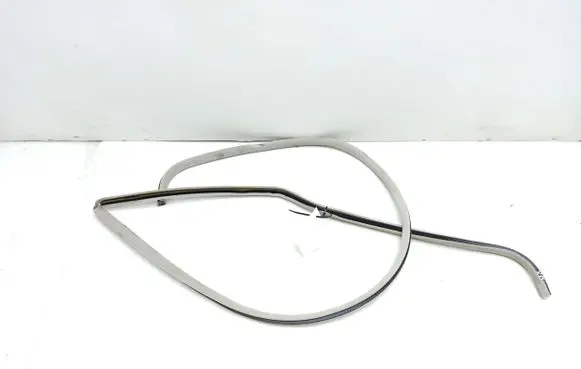 Jaguar XJ X300 Front door rubber seal 