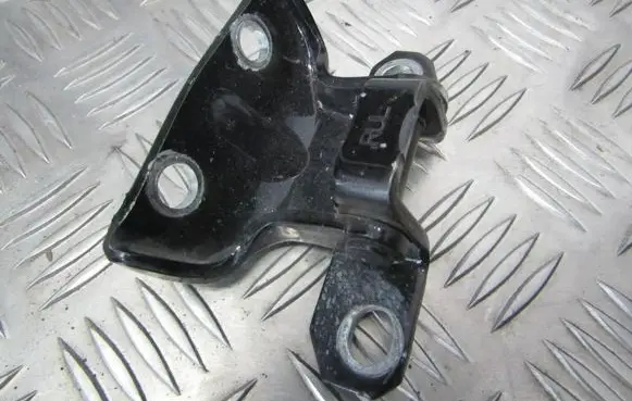 KIA Ceed Rear door lower hinge
