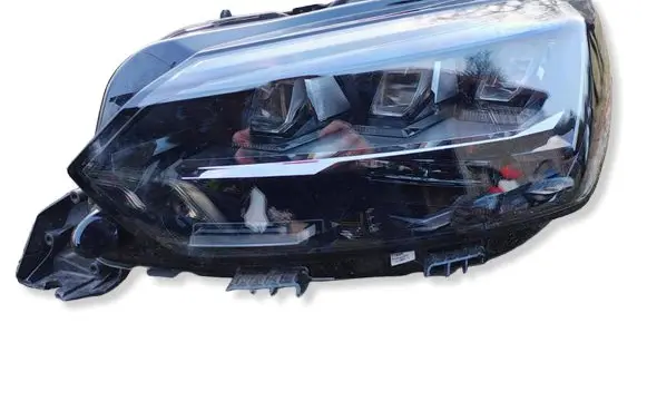 Peugeot 208 II Headlight/headlamp 9850598580