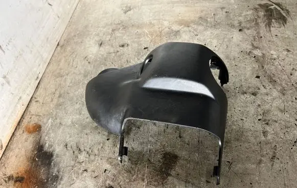 Iveco Daily 6th gen Steering wheel column trim 5801640055