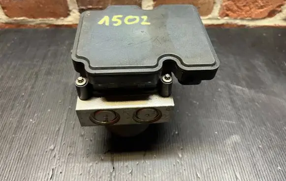 Mercedes-Benz Sprinter W906 ABS Pump A9069001502 ZGS001 269517