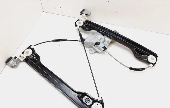 Chevrolet Orlando Front door window regulator with motor 0130822465 98820 J3010