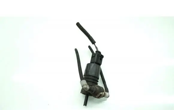 Ford Kuga II Windscreen/windshield washer pump CJ54176640AA