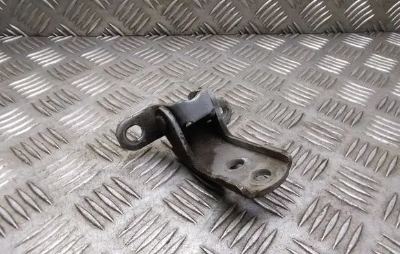 Toyota Avensis Verso Front door upper hinge