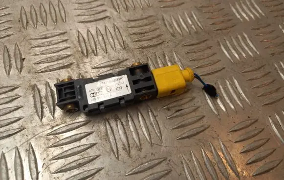 Audi A4 S4 B6 8E 8H Airbag deployment crash/impact sensor 8E0959643A