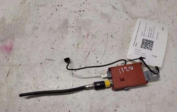 Renault Espace - Grand espace IV Aerial antenna amplifier 8200061683