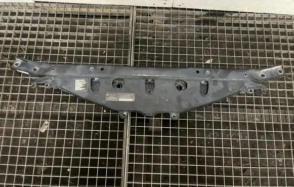 BMW 7 F01 F02 F03 F04 Top upper radiator support slam panel 7183851 718385111